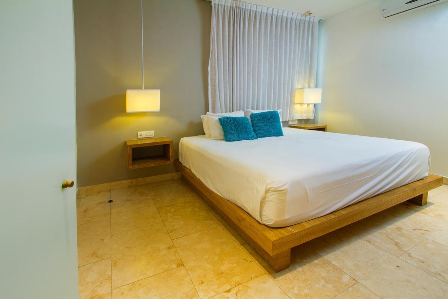 Big & Comfortable Anah 405 For 10 Pax