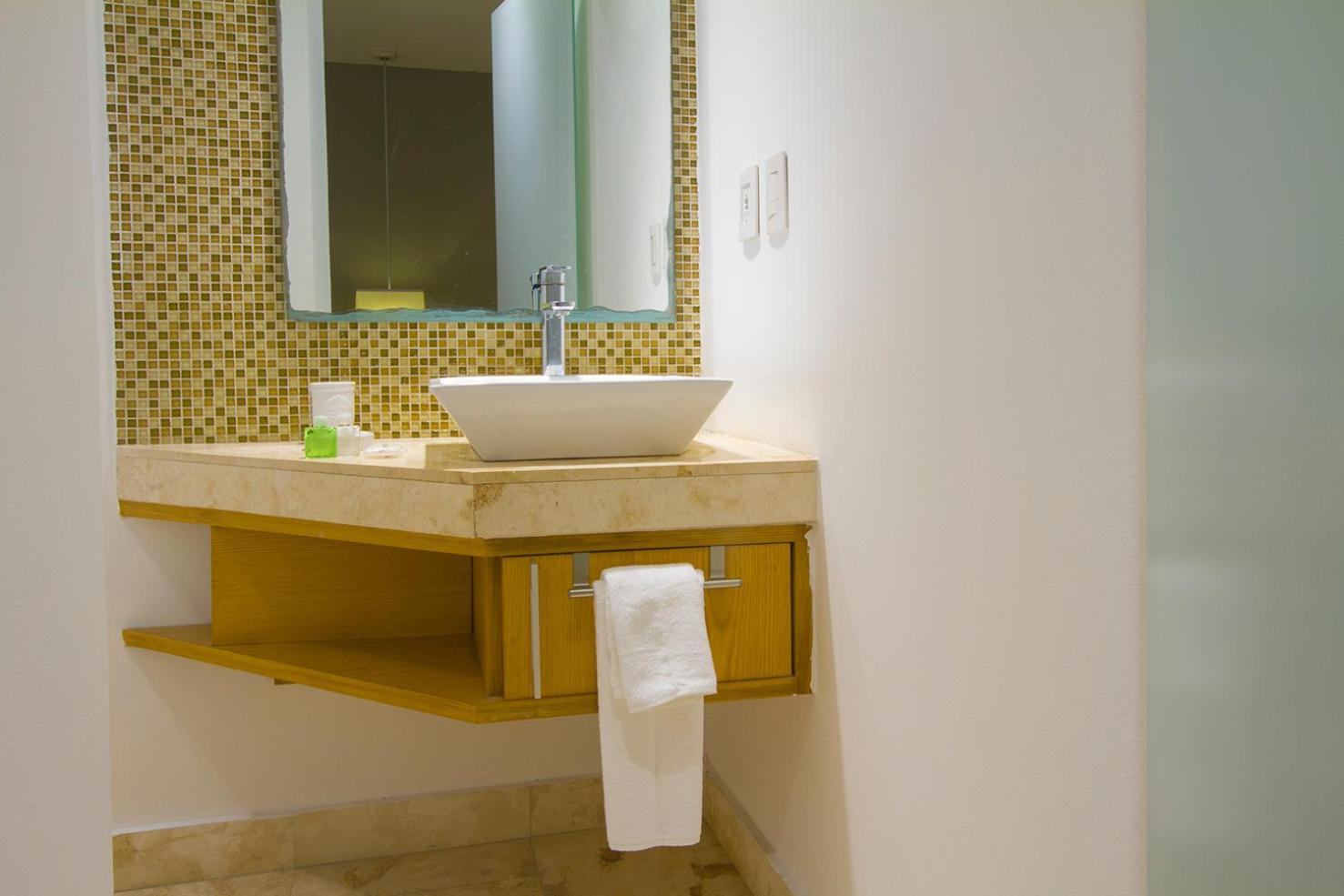 Big & Comfortable Anah 405 For 10 Pax Apartamento Playa del Carmen